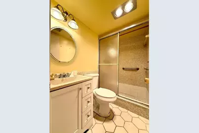 4821 NW 22nd Ct, Unit #211, Lauderhill, FL 33313 - Photo 11