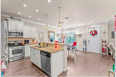 195 SW 7th St, Pompano Beach, FL 33060 - Photo 13