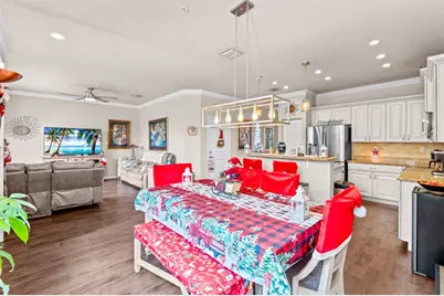 195 SW 7th St, Pompano Beach, FL 33060 - Photo 7