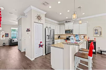 195 SW 7th St, Pompano Beach, FL 33060 - Photo 9