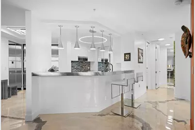 347 N New River Dr, Unit #Ph 7, Fort Lauderdale, FL 33301 - Photo 9