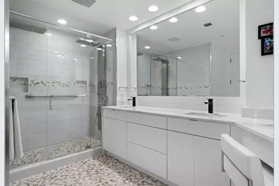 347 N New River Dr, Unit #Ph 7, Fort Lauderdale, FL 33301 - Photo 15