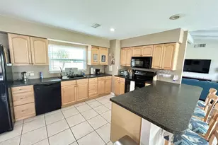 120 Happiness Ave, Lake Placid, FL 33852 - Photo 5