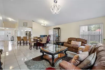 3070  Martello Dr, Margate, FL 33063 - Photo 11