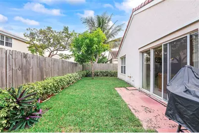 3070  Martello Dr, Margate, FL 33063 - Photo 15