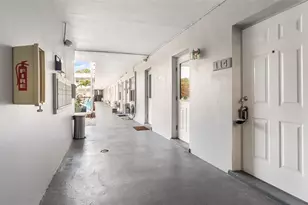 626 SW 14th Ave, Fort Lauderdale, FL 33312 - Photo 3