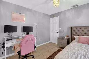 8134 SW 163rd Pl, Miami, FL 33193 - Photo 17