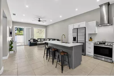 8134 SW 163rd Pl, Miami, FL 33193 - Photo 3