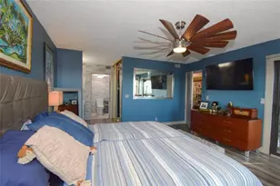 2238 N Cypress Bend Dr, Pompano Beach, FL 33069 - Photo 19