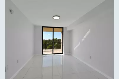 1690 SW 27th Ave, Unit #604, Miami, FL 33145 - Photo 13