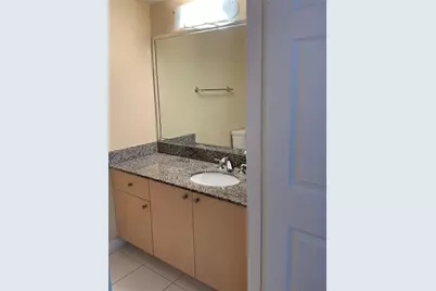 2565  Centergate Dr, Unit #204, Miramar, FL 33025 - Photo 11