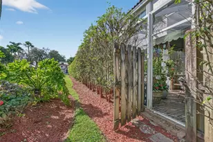 10912 NW 69th St, Doral, FL 33178 - Photo 33