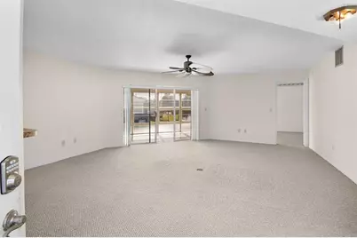 3254 SE Aster Ln, Unit #J240, Stuart, FL 34994 - Photo 5