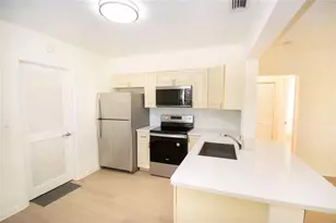 2547 Roosevelt St, Hollywood, FL 33020 - Photo 3