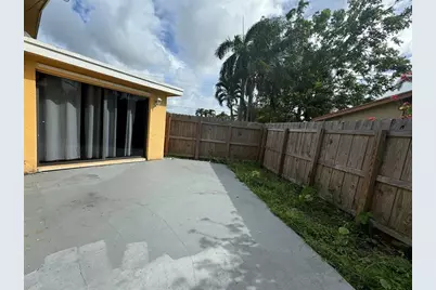 6101 NW 18th St, Margate, FL 33063 - Photo 21