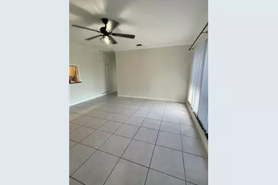 6101 NW 18th St, Margate, FL 33063 - Photo 5