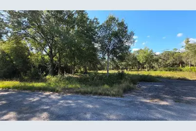 340 N Jinete Street, Clewiston, FL 33440 - Photo 5