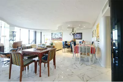 2480  Presidential Way, Unit #1004, West Palm Beach, FL 33401 - Photo 3