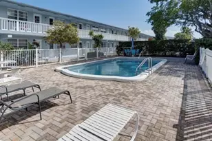 701 Pine Dr, Pompano Beach, FL 33060 - Photo 5