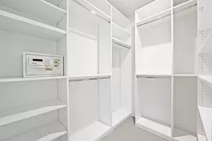 240 Shore Ct, Lauderdale by the Sea, FL 33308 - Photo 23