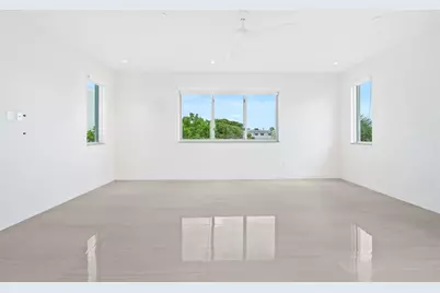 240  Shore Ct, Lauderdale by the Sea, FL 33308 - Photo 21