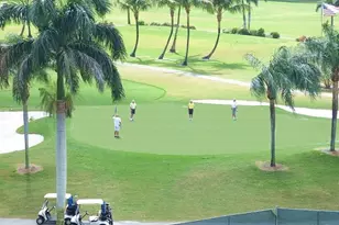 9720 S Hollybrook Lake Dr, Pembroke Pines, FL 33025 - Photo 33