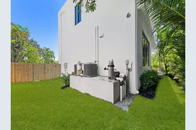 1401 NE 16th Ave, Fort Lauderdale, FL 33304 - Photo 15