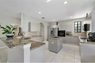 1588  Passion Vine Cir, Unit #1588, Weston, FL 33326 - Photo 11