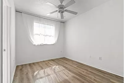 8520 NW 139th Ter, Unit #1602, Miami Lakes, FL 33016 - Photo 11