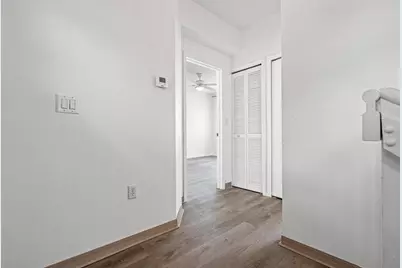 8520 NW 139th Ter, Unit #1602, Miami Lakes, FL 33016 - Photo 7