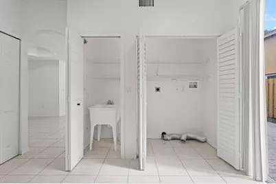 8520 NW 139th Ter, Unit #1602, Miami Lakes, FL 33016 - Photo 33