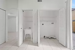 8520 NW 139th Terrace, Miami Lakes, FL 33016 - Photo 33