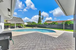 9921 NW 38th St, Coral Springs, FL 33065 - Photo 21