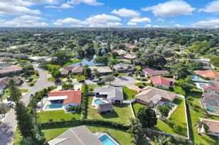 9921 NW 38th St, Coral Springs, FL 33065 - Photo 11