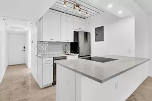 801 NE 18th Ct Unit, Fort Lauderdale, FL 33305 - Photo 11