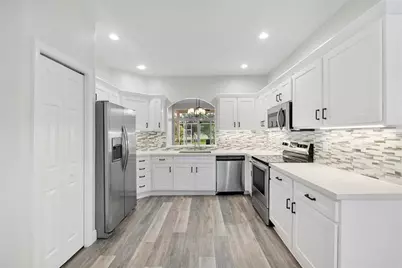 576 W Palm Aire Drive, Pompano Beach, FL 33069 - Photo 7