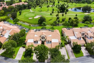 576 W Palm Aire Drive, Pompano Beach, FL 33069 - Photo 9