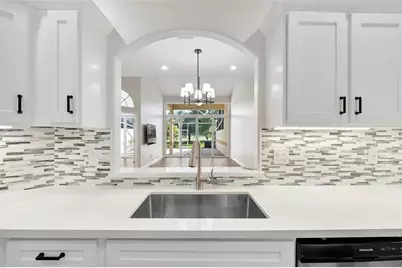 576 W Palm Aire Drive, Pompano Beach, FL 33069 - Photo 17