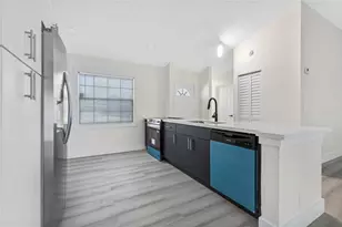 1312 SW 75th Ave, North Lauderdale, FL 33068 - Photo 5