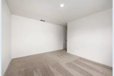 2737 SE Mariposa Ave, Port Saint Lucie, FL 34983 - Photo 11