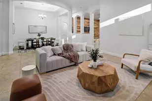 9750 Lakeview Ln, Parkland, FL 33076 - Photo 5