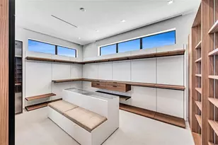 51 Isla Bahia Dr, Fort Lauderdale, FL 33316 - Photo 17