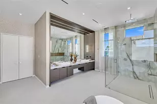 51 Isla Bahia Dr, Fort Lauderdale, FL 33316 - Photo 15