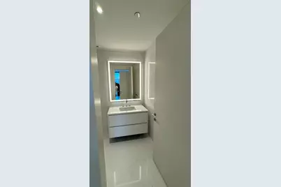 300  Biscayne Blvd Way, Unit #2508, Miami, FL 33131 - Photo 23