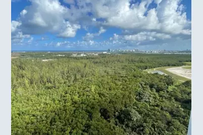 14951  Royal Oaks Ln, Unit #1608, North Miami, FL 33181 - Photo 9