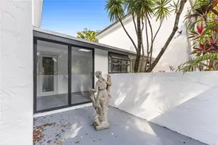 4701 NW 1st Pl, Deerfield Beach, FL 33442 - Photo 29