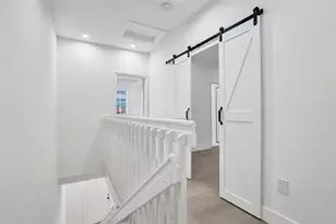 1003 NW 100th Ave, Pembroke Pines, FL 33024 - Photo 17