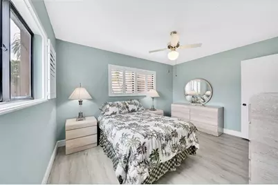 5250  Las Verdes Cir, Unit #212, Delray Beach, FL 33484 - Photo 23