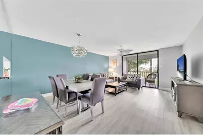 5250  Las Verdes Cir, Unit #212, Delray Beach, FL 33484 - Photo 7