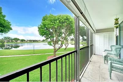 5250  Las Verdes Cir, Unit #212, Delray Beach, FL 33484 - Photo 25